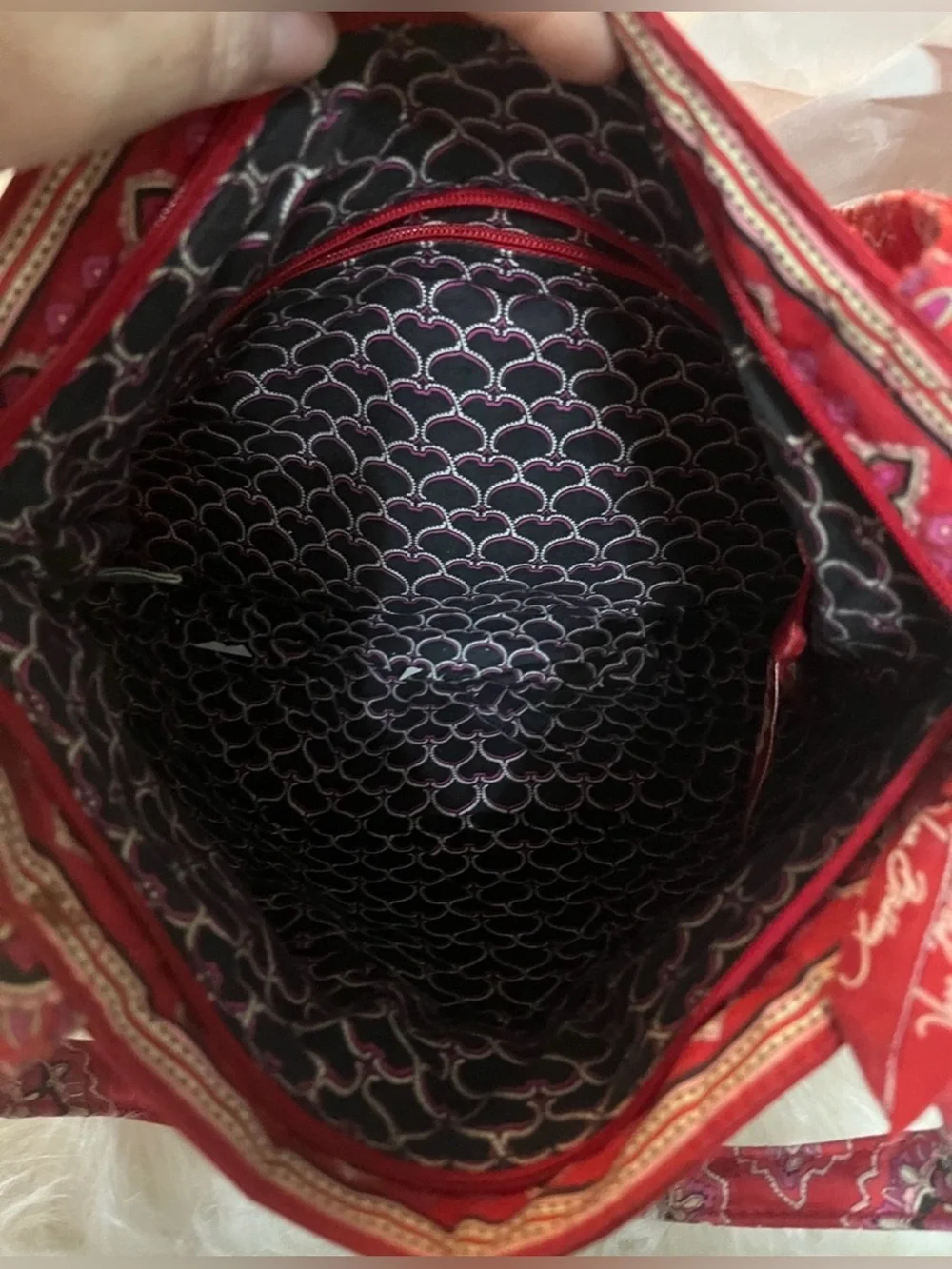 ♥️ Retired Vera Bradley Morgan “Frankly Scarlet”Paisley Quilted Tote